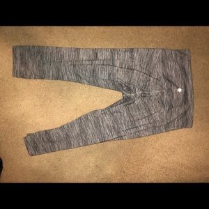 Lululemon Cropped Leggings